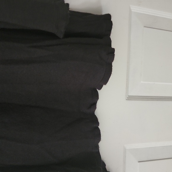 Mock vest sweater - Picture 8 of 9